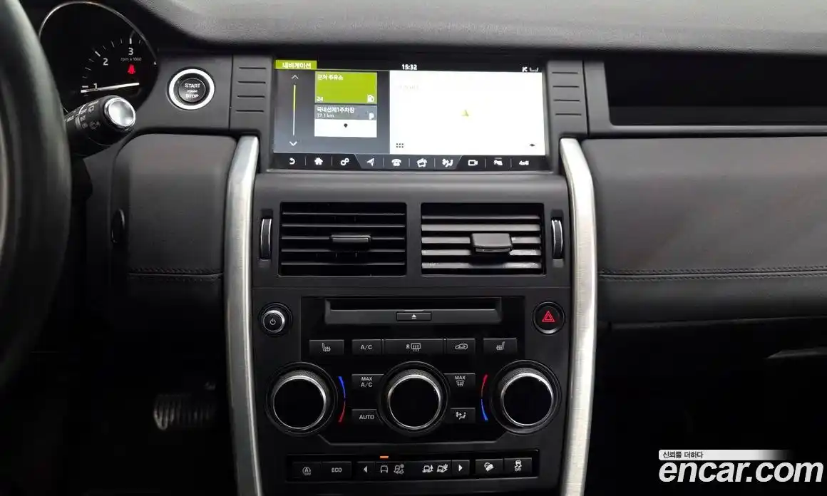 Land Rover Discovery Sport 2017 2.0 гидро в Москве № 188084, фото 14
