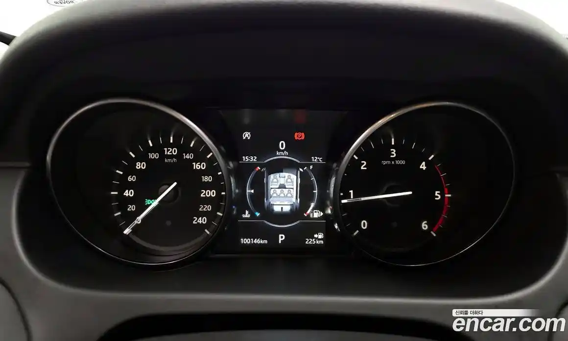 Land Rover Discovery Sport 2017 2.0 гидро в Москве № 188084, фото 8