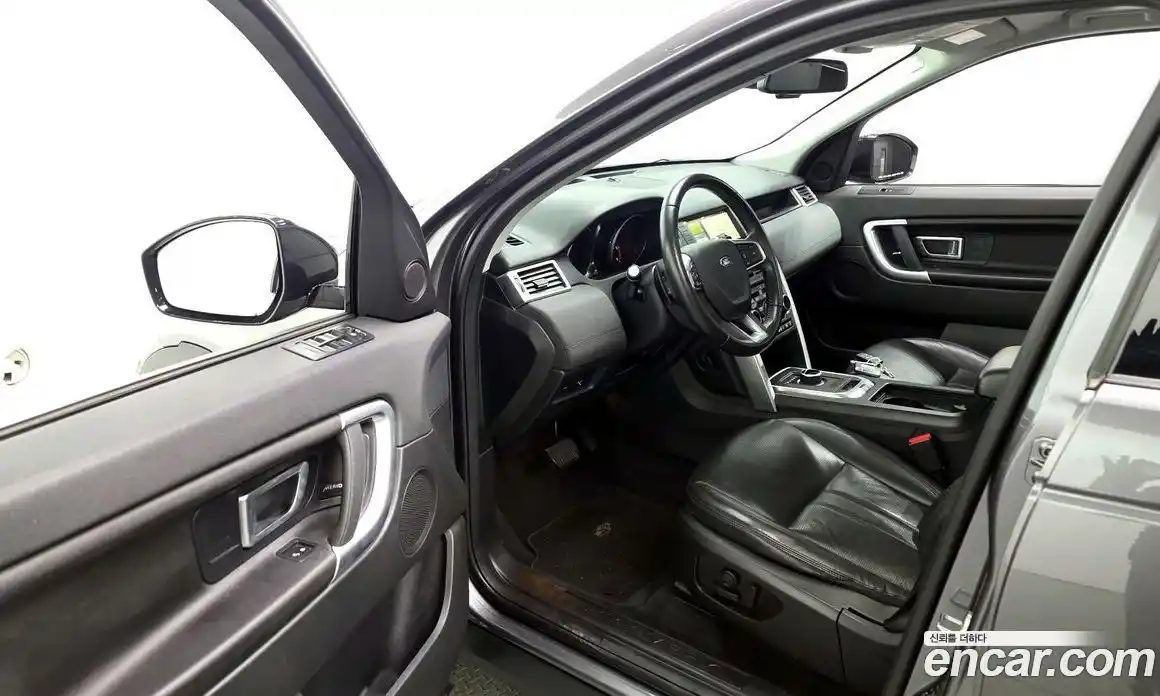 Land Rover Discovery Sport 2017 2.0 гидро в Москве № 188084, фото 10