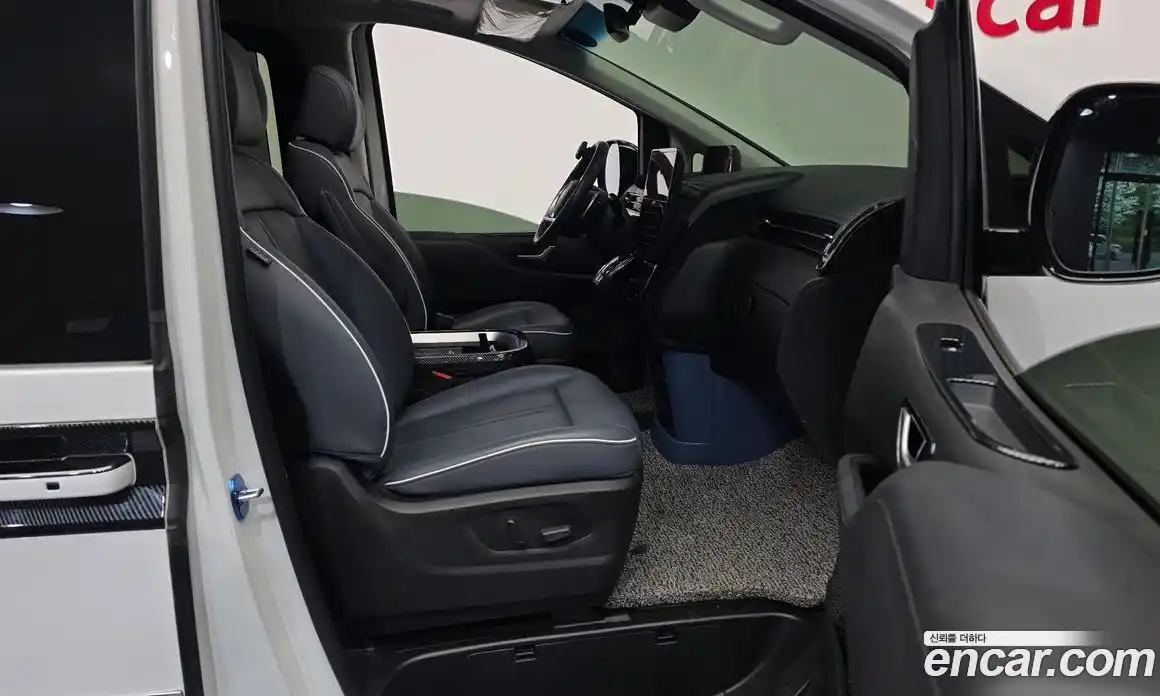 Hyundai Staria 2021 2.2 гидро в Москве № 2049651, фото 11