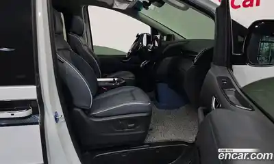 Hyundai Staria 2021 2.2 гидро в Москве № 2049651, миниатюра 11