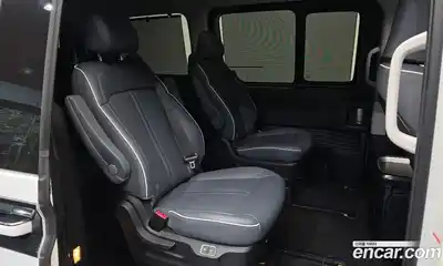 Hyundai Staria 2021 2.2 гидро в Москве № 2049651, миниатюра 12