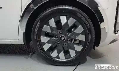 Hyundai Staria 2021 2.2 гидро в Москве № 2049651, миниатюра 5