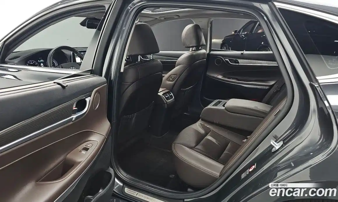 Hyundai Grandeur 2018 3.0 гидро в Москве № 2049922, фото 12