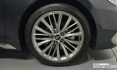 Hyundai Grandeur 2018 3.0 гидро в Москве № 2049922, миниатюра 5