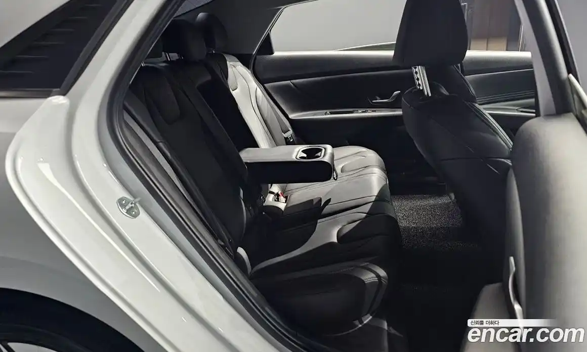 Hyundai Avante 2022 1.6 гидро в Москве № 2049950, фото 18