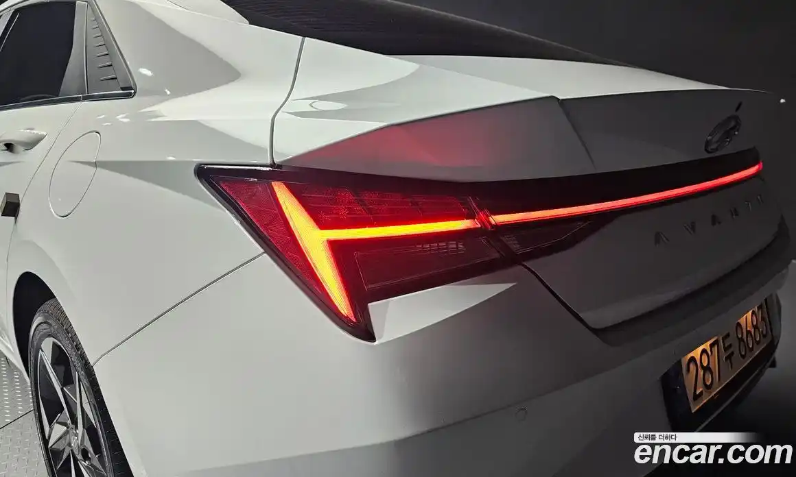 Hyundai Avante 2022 1.6 гидро в Москве № 2049950, фото 9