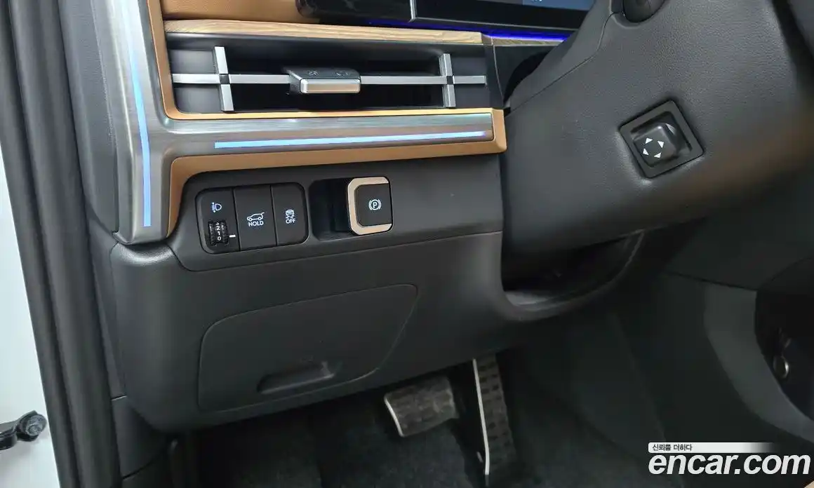 Hyundai Santa Fe 2024 1.6 гидро в Москве № 2050047, фото 25