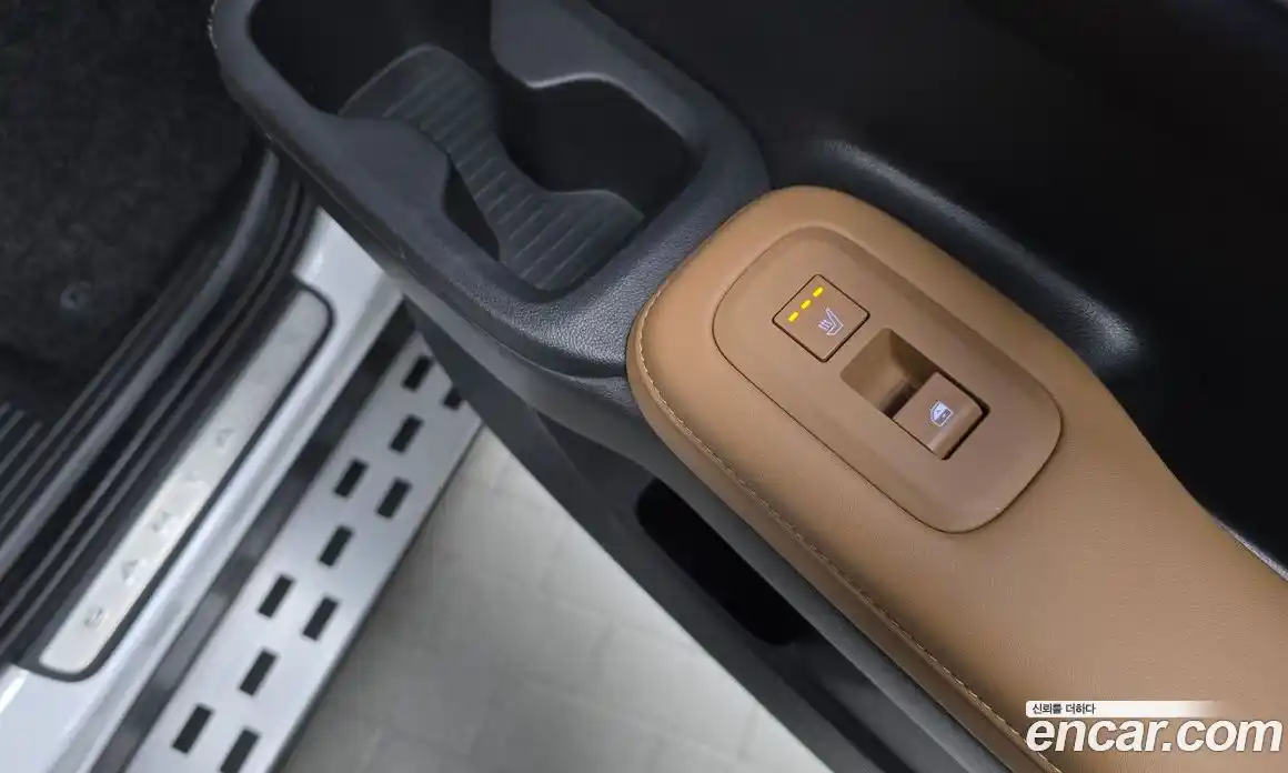 Hyundai Santa Fe 2024 1.6 гидро в Москве № 2050047, фото 30
