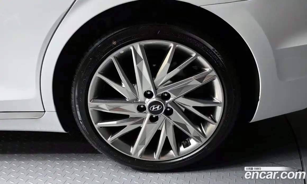 Hyundai Grandeur 2022 3.3 гидро в Москве № 2050149, фото 7