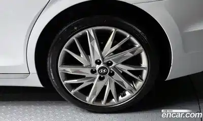 Hyundai Grandeur 2022 3.3 гидро в Москве № 2050149, миниатюра 7
