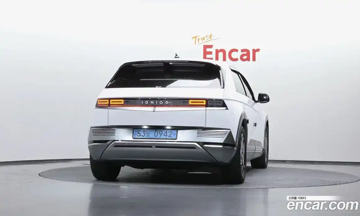 Hyundai Ioniq 5 2023 0.1 гидро в Москве № 2050152, фото 4