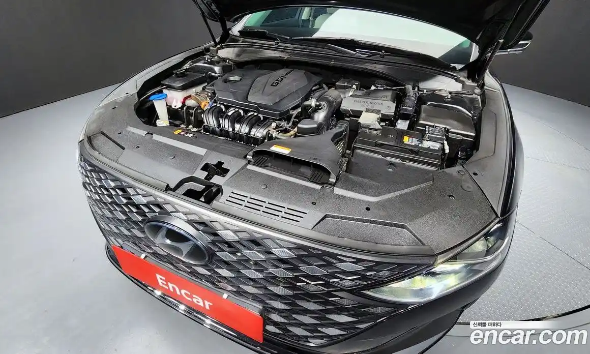 Hyundai Grandeur 2022 2.5 гидро в Москве № 2050259, фото 6