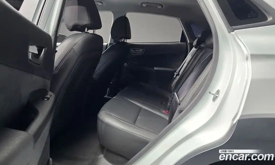 Hyundai Kona 2020 0.2 гидро в Москве № 2050312, фото 16