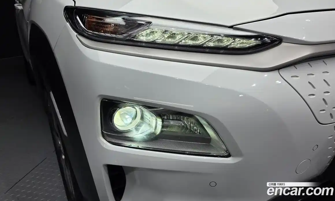 Hyundai Kona 2020 0.2 гидро в Москве № 2050312, фото 8