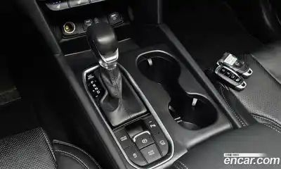 Hyundai Santa Fe 2018 2.0 гидро в Москве № 2050339, миниатюра 12