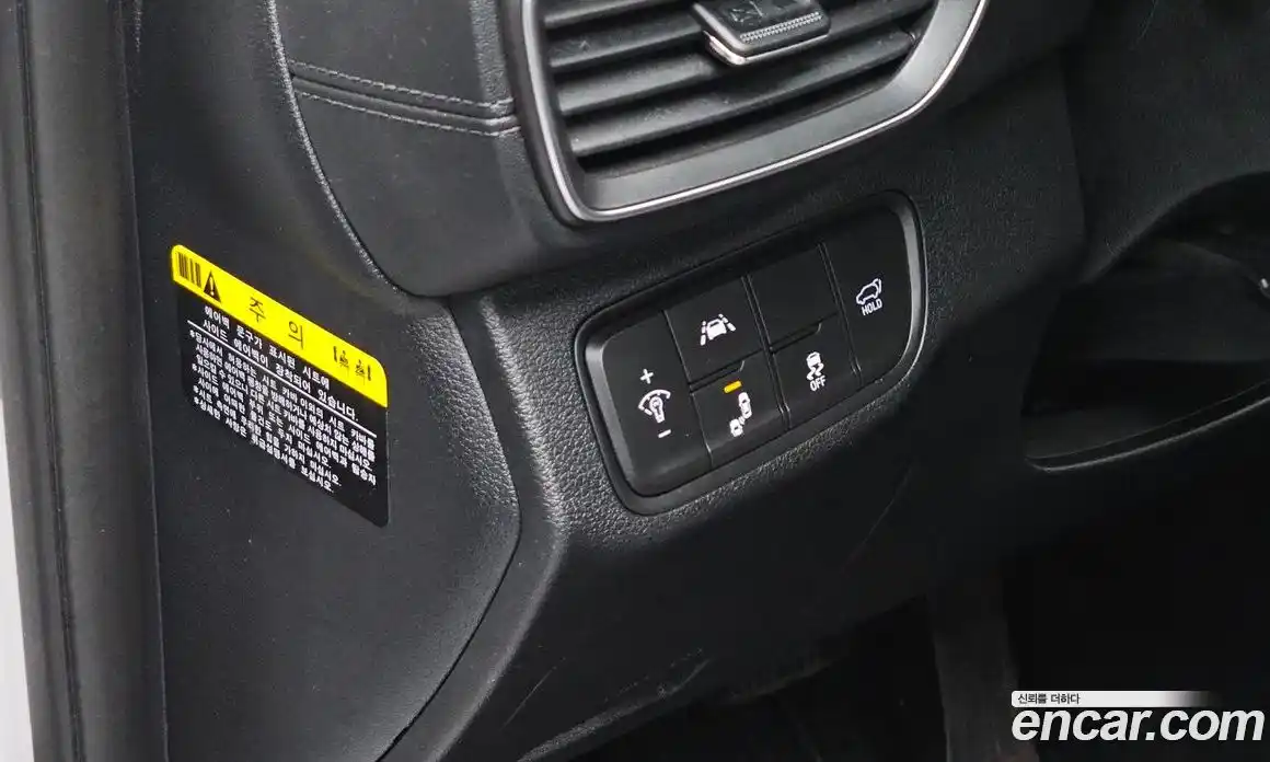 Hyundai Santa Fe 2018 2.0 гидро в Москве № 2050339, фото 20