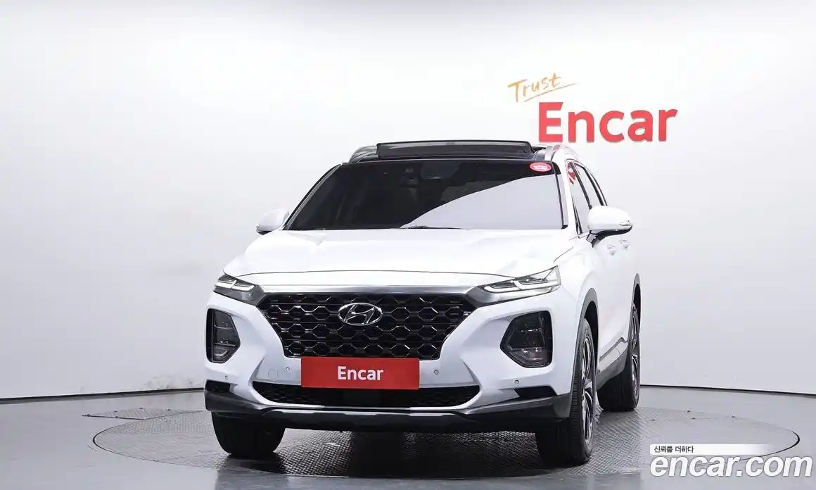 Hyundai Santa Fe 2018 2.0 гидро в Москве № 2050339, фото 3