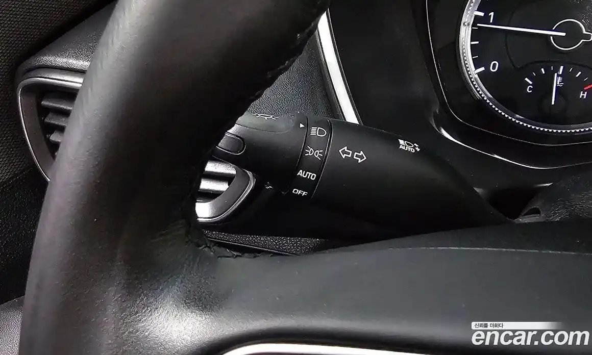 Hyundai Santa Fe 2018 2.0 гидро в Москве № 2050339, фото 35