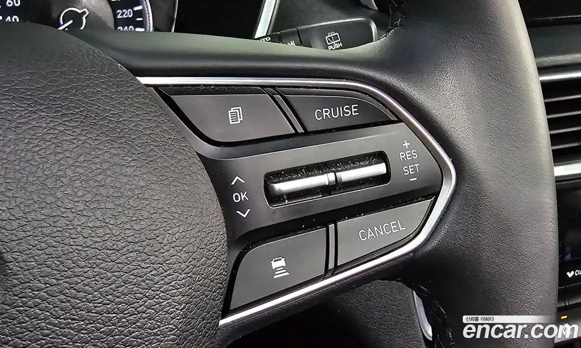 Hyundai Santa Fe 2018 2.0 гидро в Москве № 2050339, фото 36