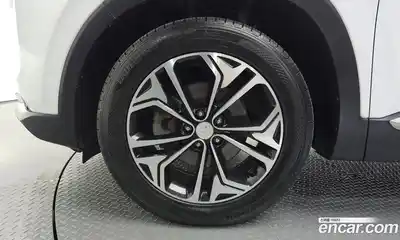 Hyundai Santa Fe 2018 2.0 гидро в Москве № 2050339, миниатюра 5