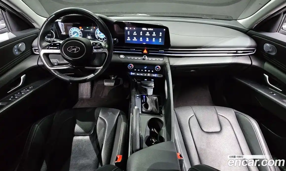 Hyundai Avante 2022 1.6 гидро в Москве № 2050367, фото 7