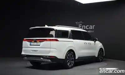 Kia Canival 2022 3.5 гидро в Москве № 2050665, миниатюра 2