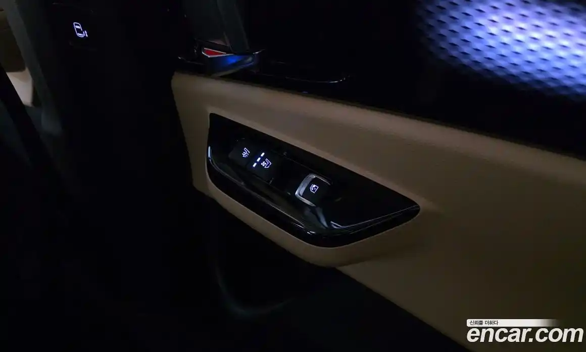 Kia Canival 2022 3.5 гидро в Москве № 2050665, фото 25