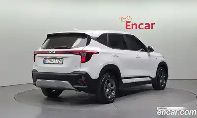 Kia Seltos 2024 2.0 гидро в Москве № 2050703, миниатюра 2