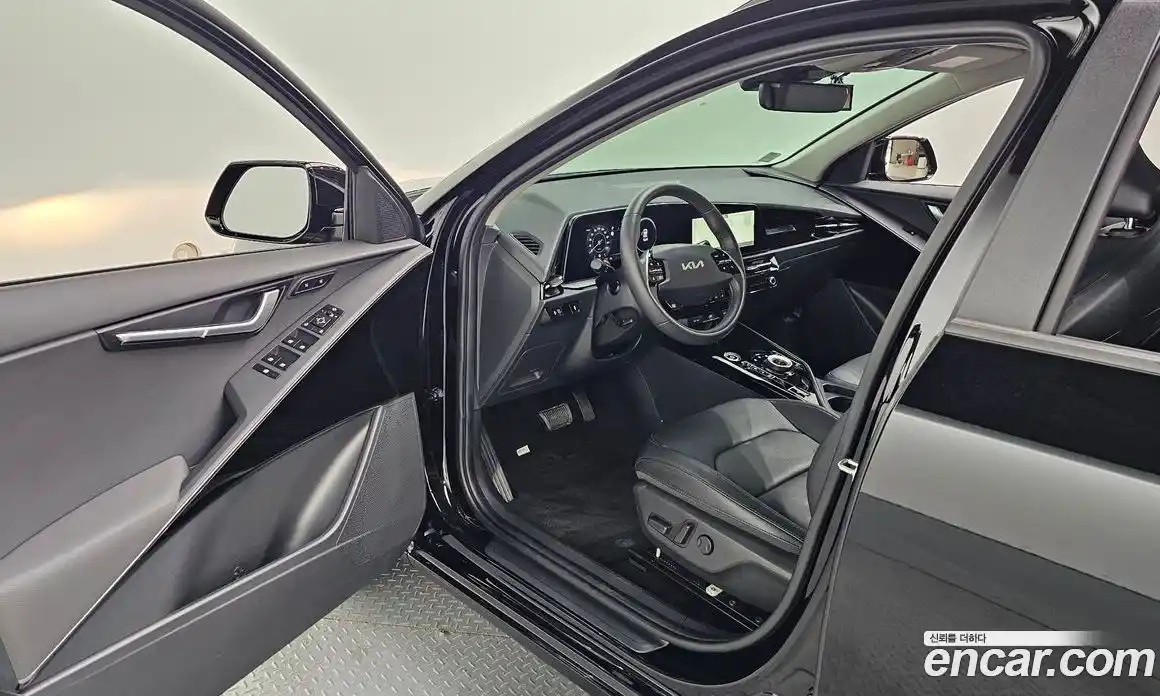 Kia Niro 2023 0.2 гидро в Москве № 2050715, фото 16