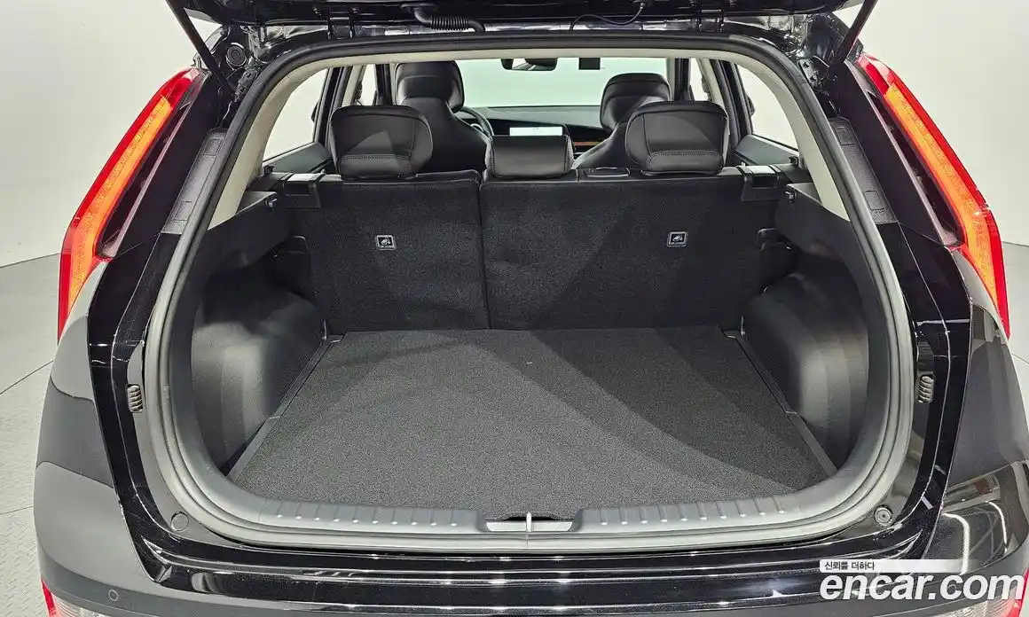 Kia Niro 2023 0.2 гидро в Москве № 2050715, фото 26