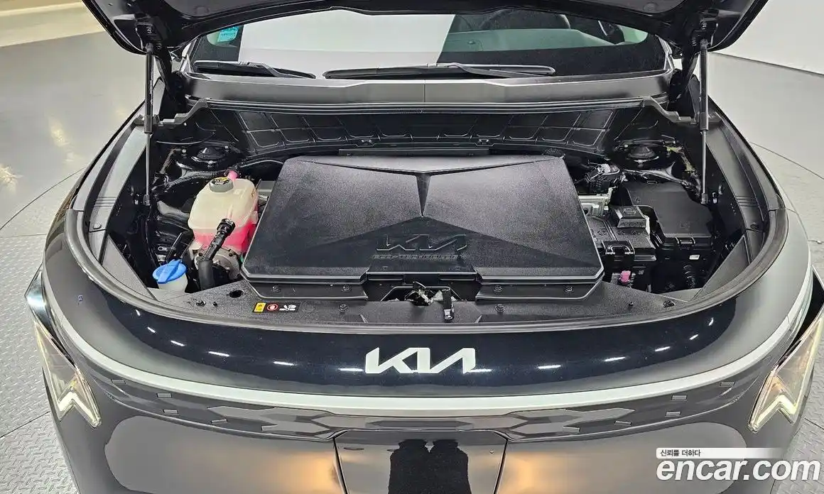 Kia Niro 2023 0.2 гидро в Москве № 2050715, фото 6