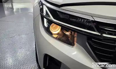 Kia Seltos 2025 1.6 гидро в Москве № 2050718, миниатюра 8