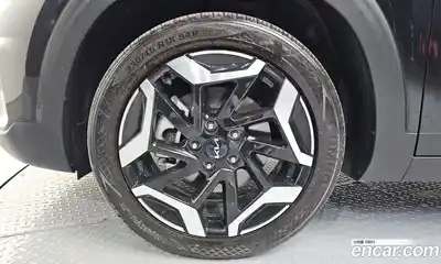 Kia Seltos 2024 1.6 гидро в Москве № 2050751, миниатюра 5