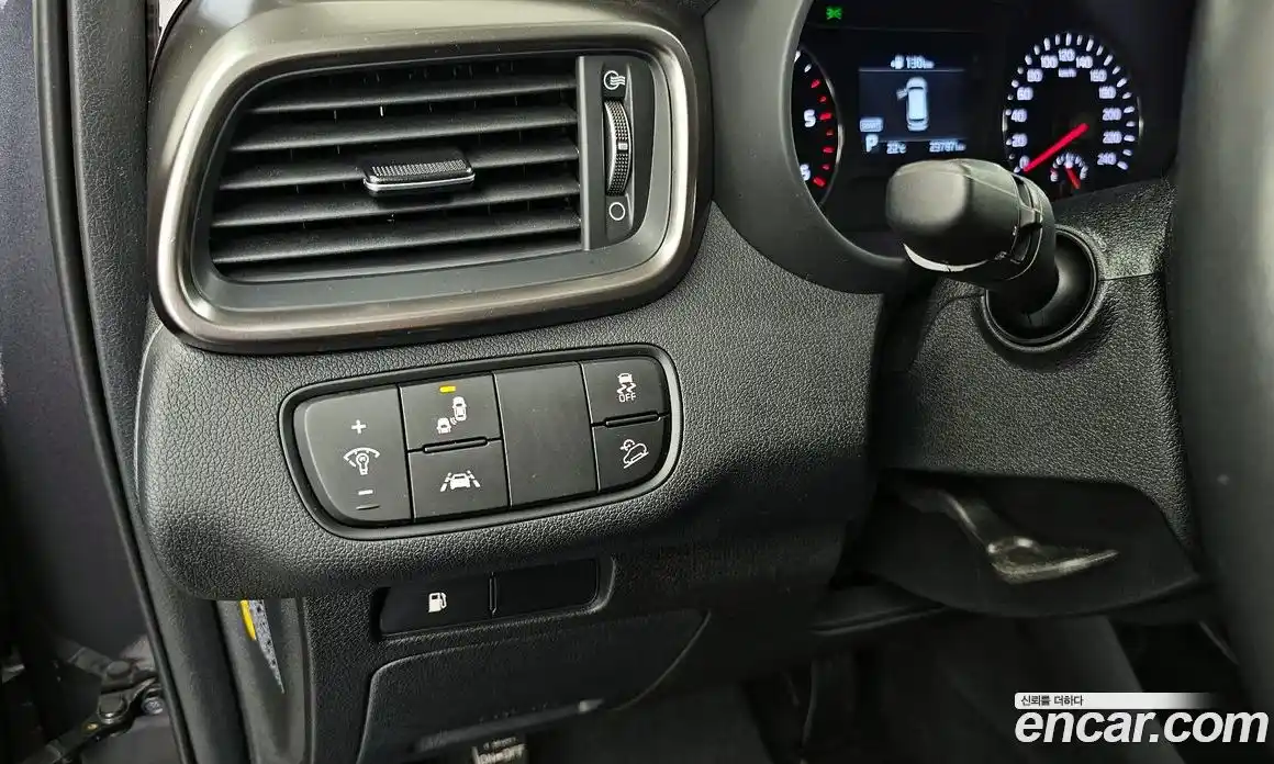 Kia Sorento 2019 2.2 гидро в Москве № 2051030, фото 14