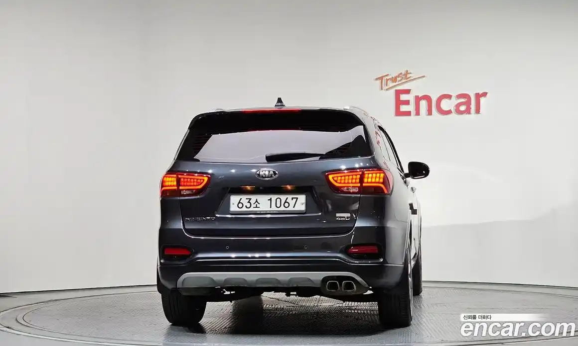 Kia Sorento 2019 2.2 гидро в Москве № 2051030, фото 4