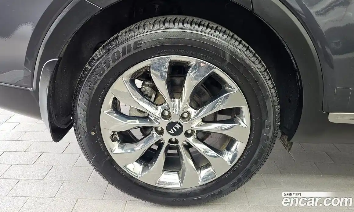 Kia Sorento 2019 2.2 гидро в Москве № 2051030, фото 5