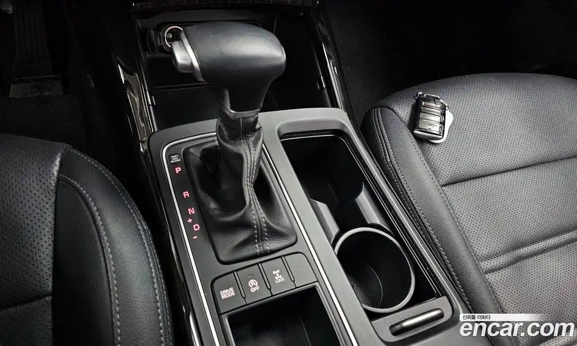 Kia Sorento 2019 2.2 гидро в Москве № 2051030, фото 9