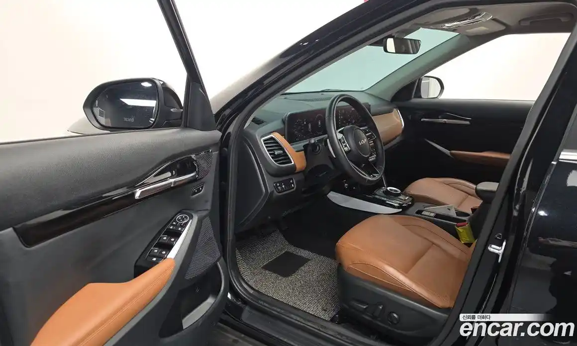 Kia Seltos 2023 1.6 гидро в Москве № 2051249, фото 13