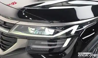 Kia Seltos 2023 1.6 гидро в Москве № 2051249, миниатюра 8