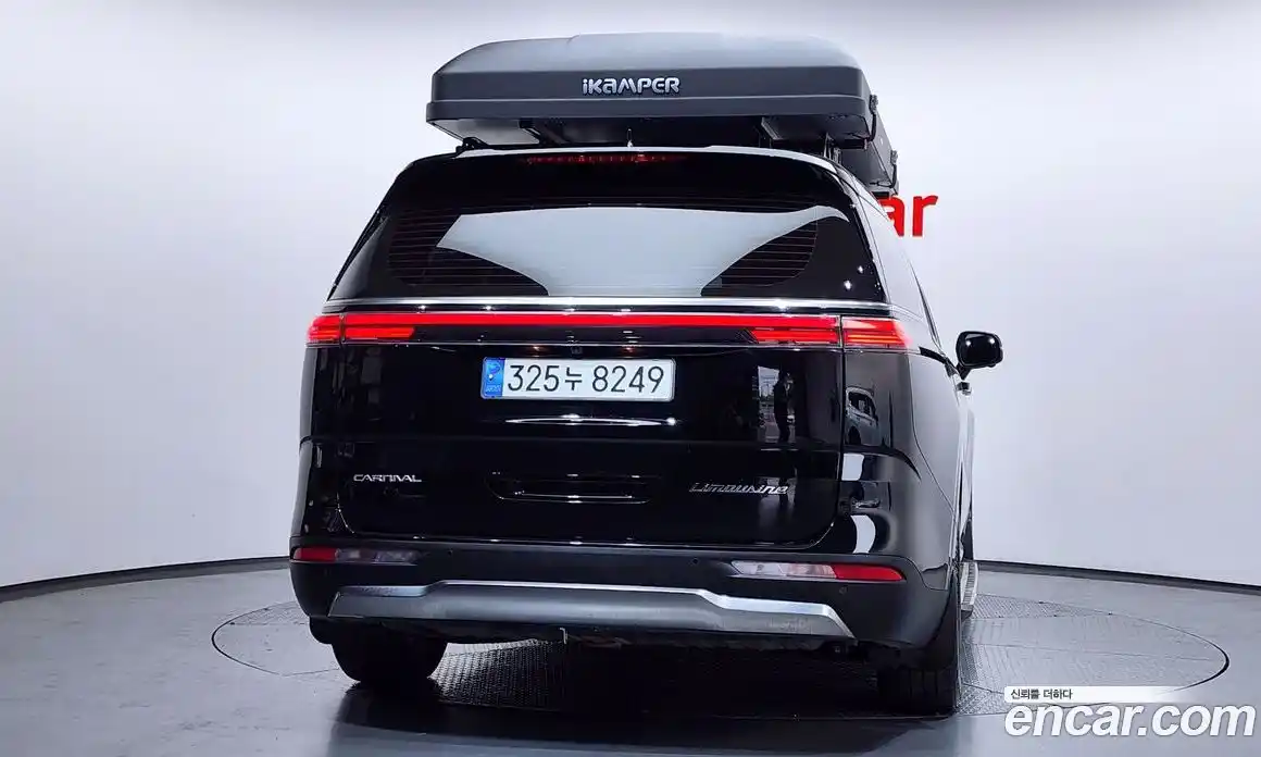 Kia Canival 2022 3.5 гидро в Москве № 2051293, фото 3