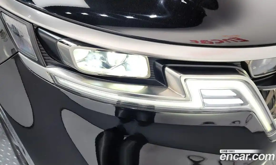 Kia Canival 2022 3.5 гидро в Москве № 2051293, фото 7