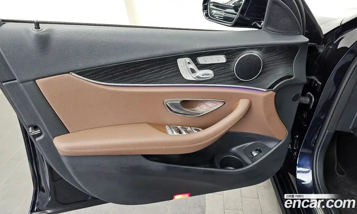 Mercedes-Benz E-Class 2023 2.0 гидро в Москве № 2051470, фото 14