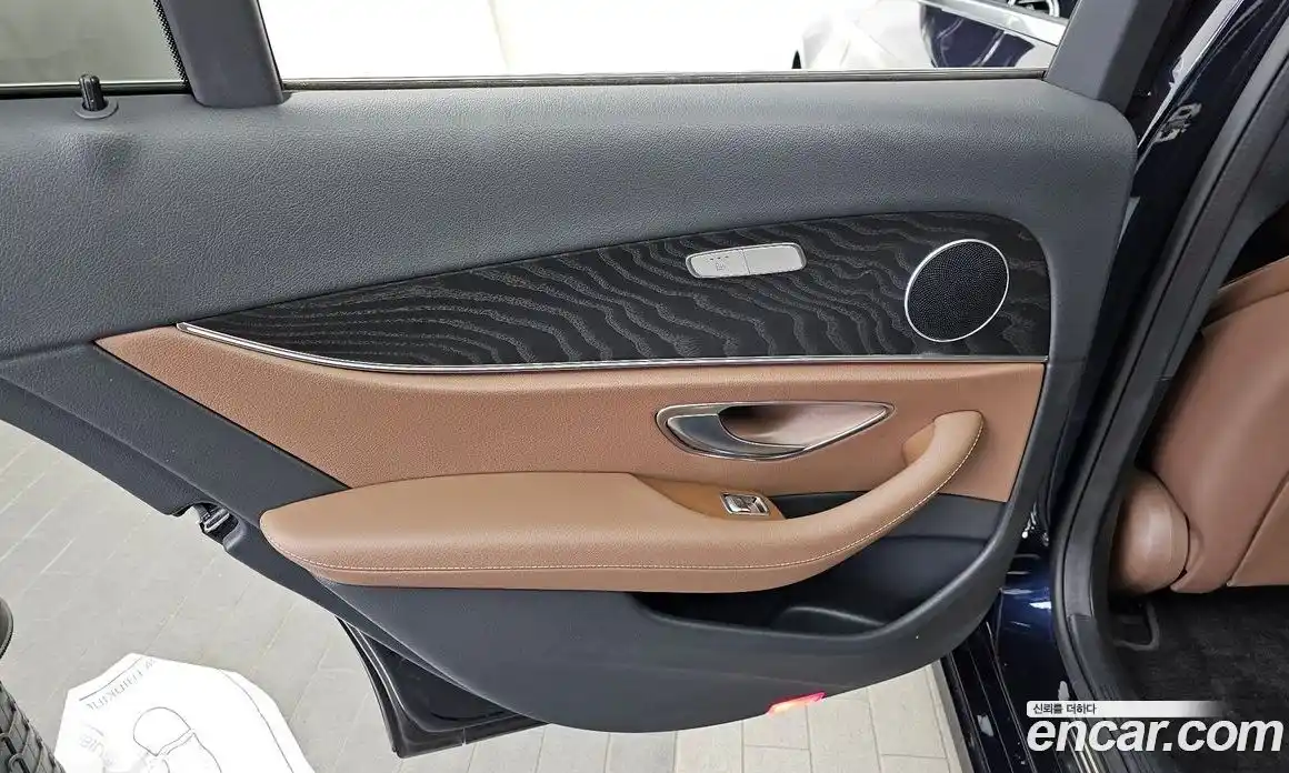 Mercedes-Benz E-Class 2023 2.0 гидро в Москве № 2051470, фото 15