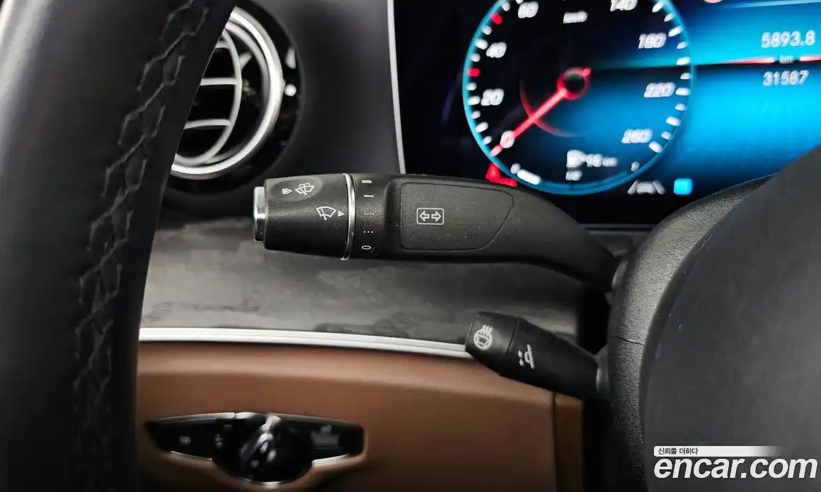 Mercedes-Benz E-Class 2023 2.0 гидро в Москве № 2051470, фото 24