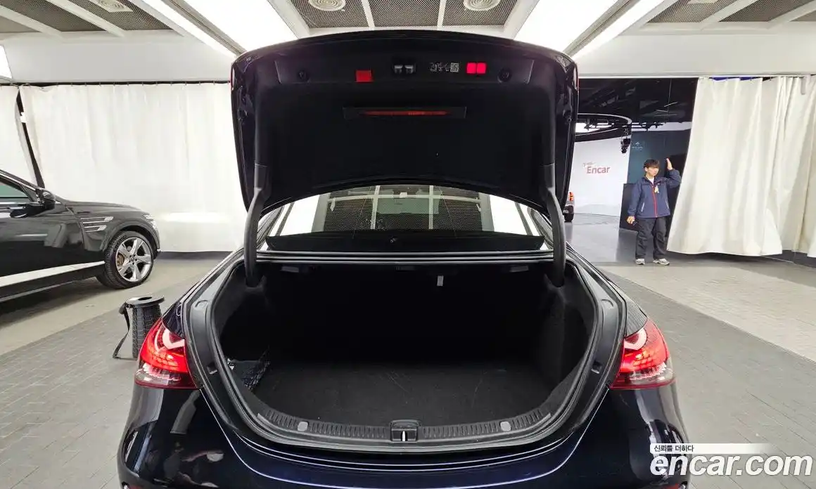 Mercedes-Benz E-Class 2023 2.0 гидро в Москве № 2051470, фото 26