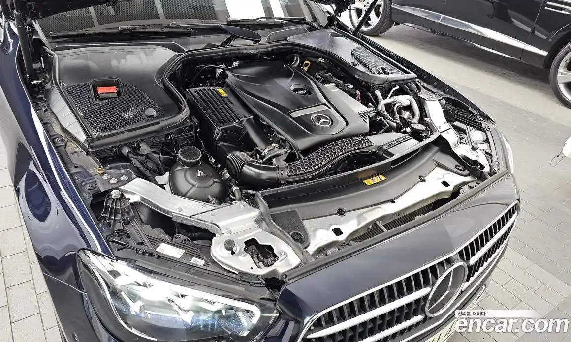 Mercedes-Benz E-Class 2023 2.0 гидро в Москве № 2051470, фото 6