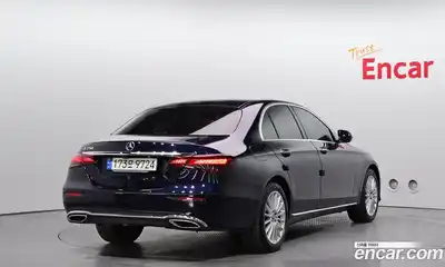 Mercedes-Benz E-Class 2021 2.0 гидро в Москве № 2051661, миниатюра 2