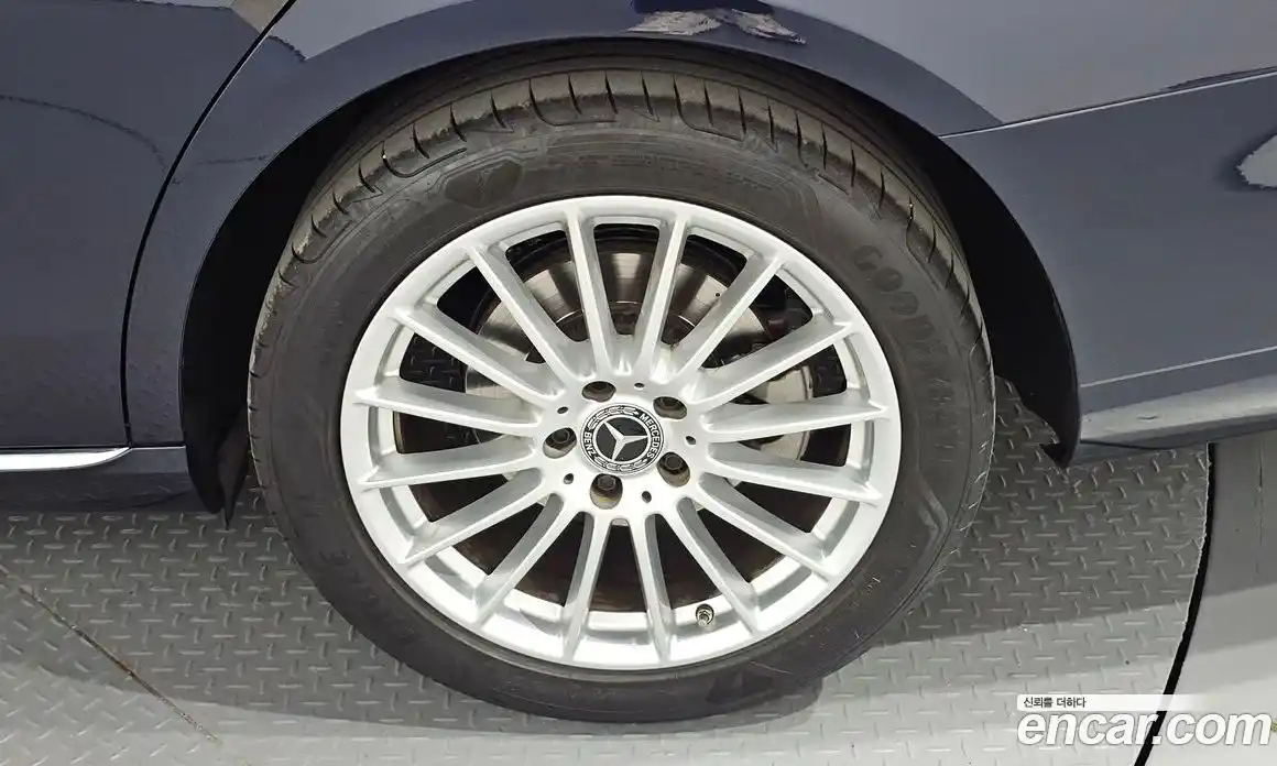 Mercedes-Benz E-Class 2021 2.0 гидро в Москве № 2051661, фото 7