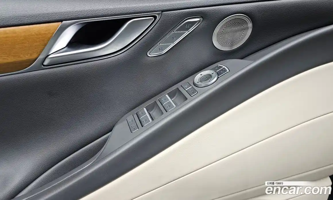 Genesis G80 2023 2.5 гидро в Москве № 2051753, фото 17